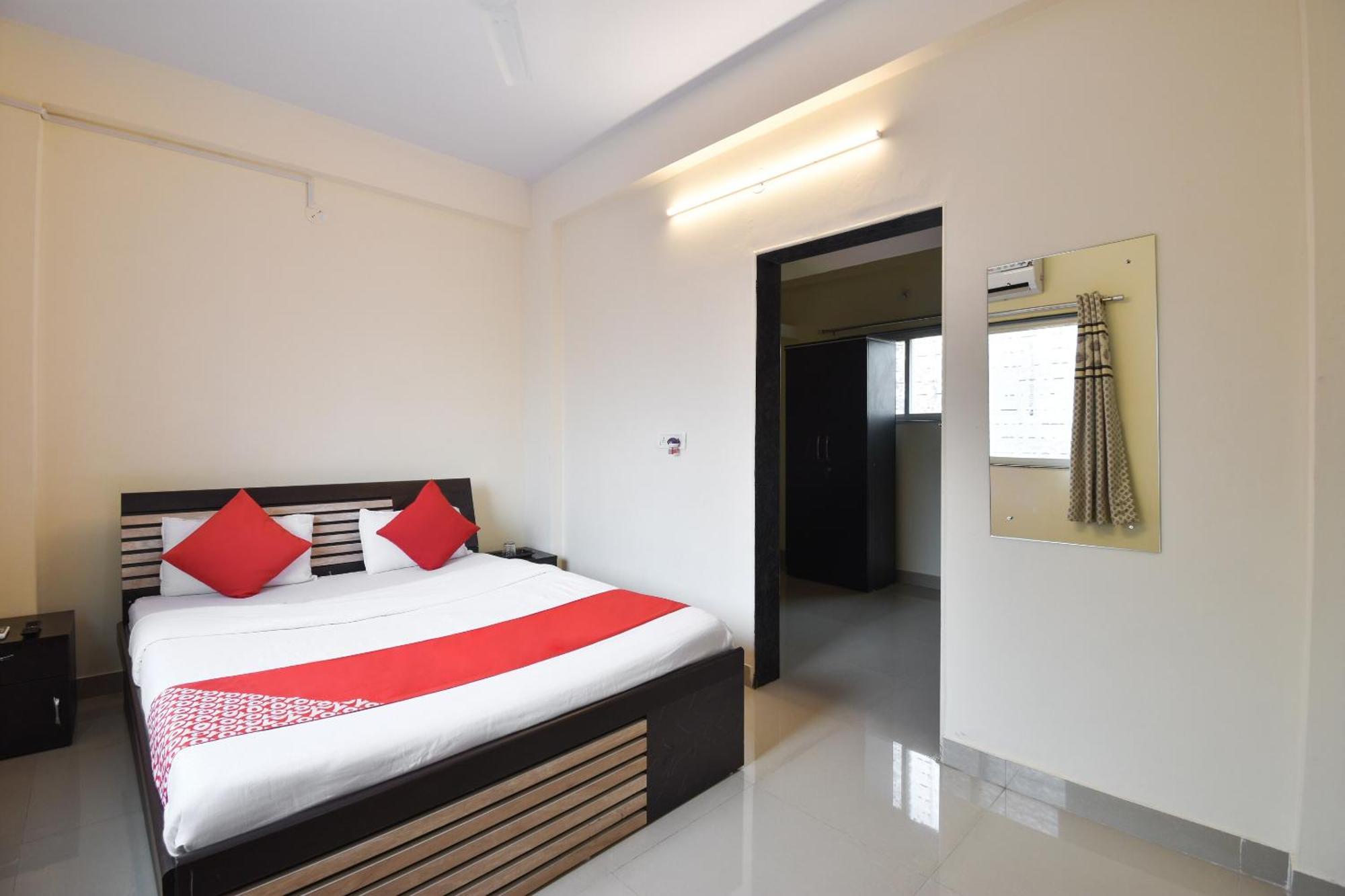Hotel O Felicita Inn Near Seasons Mall Kharadi Exterior foto