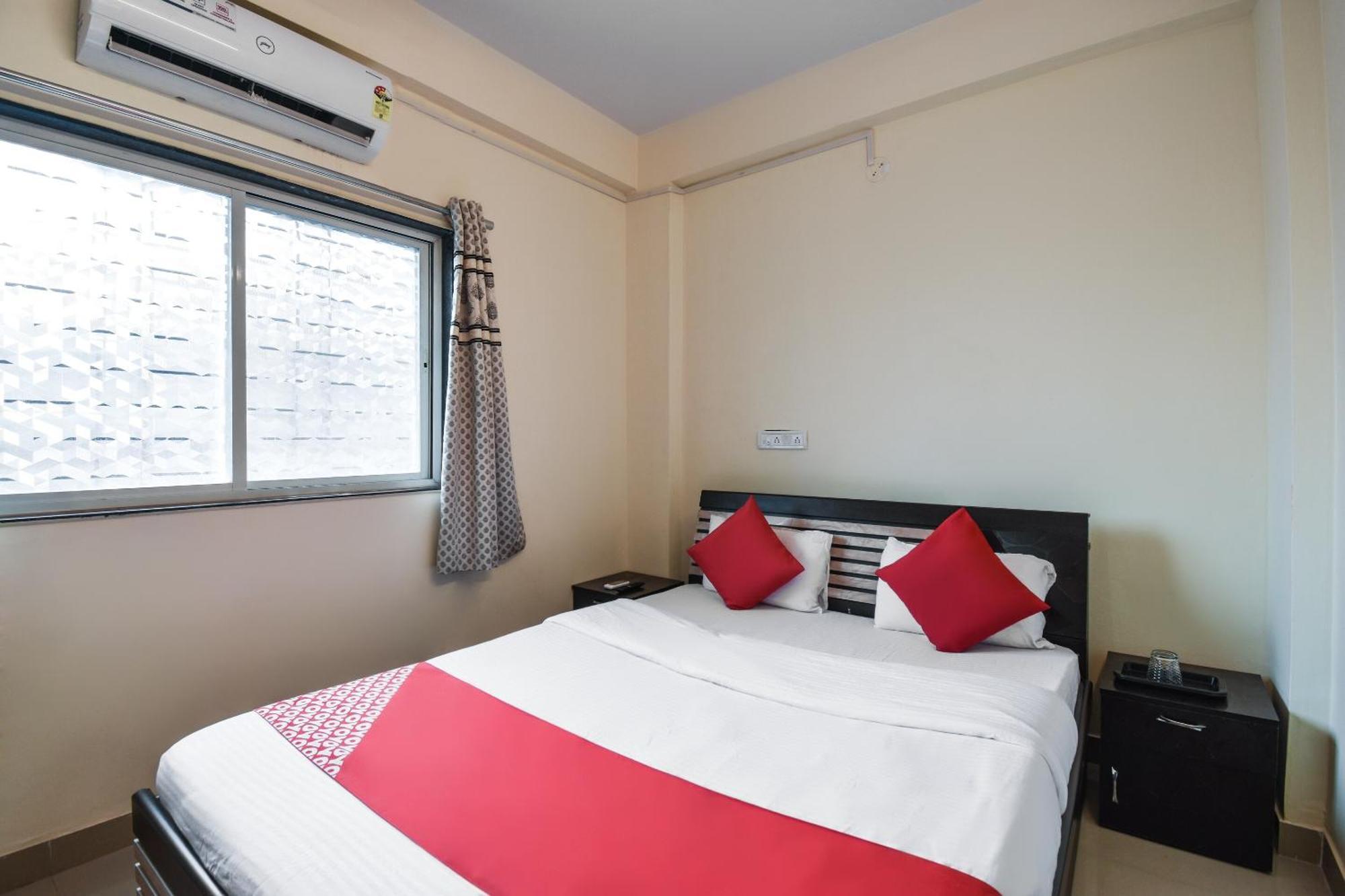 Hotel O Felicita Inn Near Seasons Mall Kharadi Exterior foto