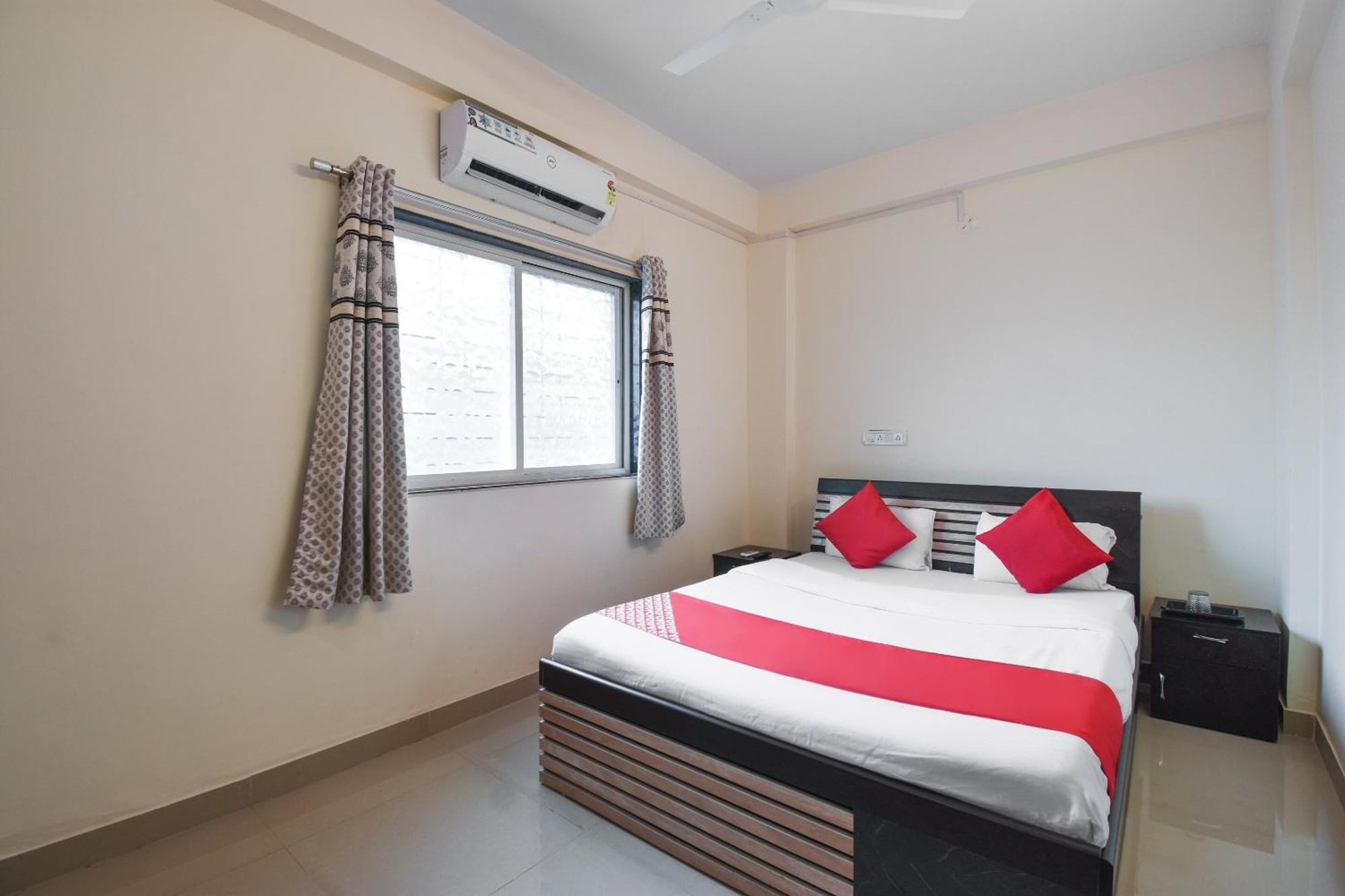 Hotel O Felicita Inn Near Seasons Mall Kharadi Exterior foto