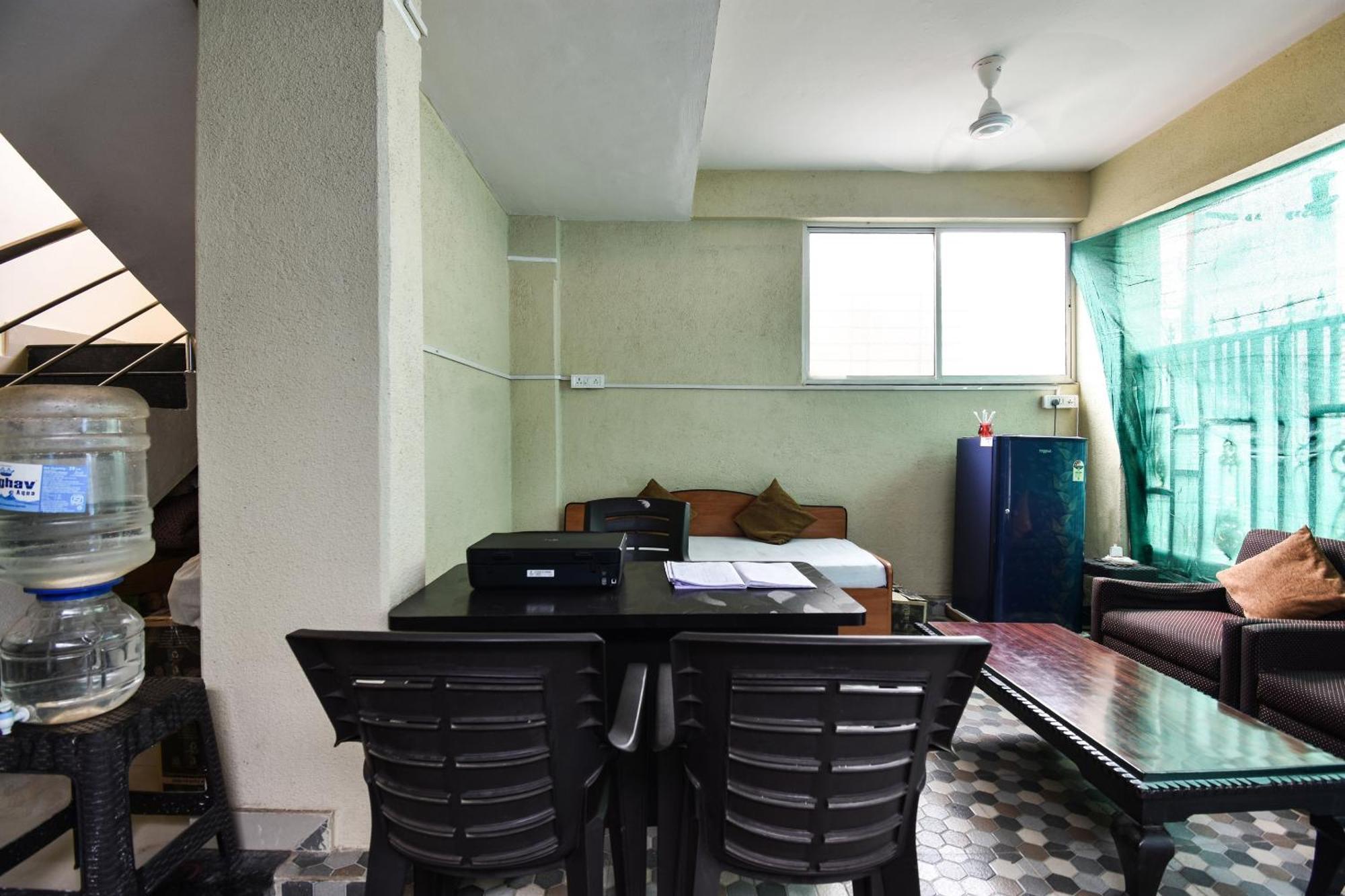 Hotel O Felicita Inn Near Seasons Mall Kharadi Exterior foto